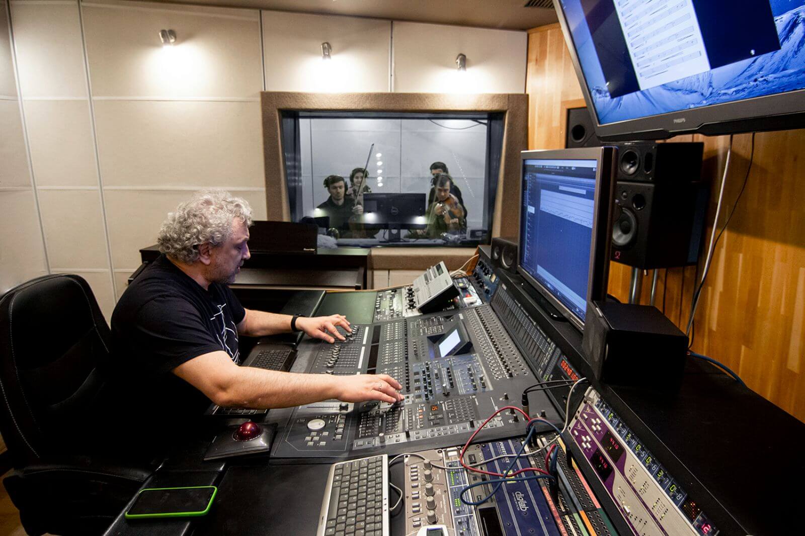 Особый метод звукозаписи симфонических оркестров в небольших студийных помещениях